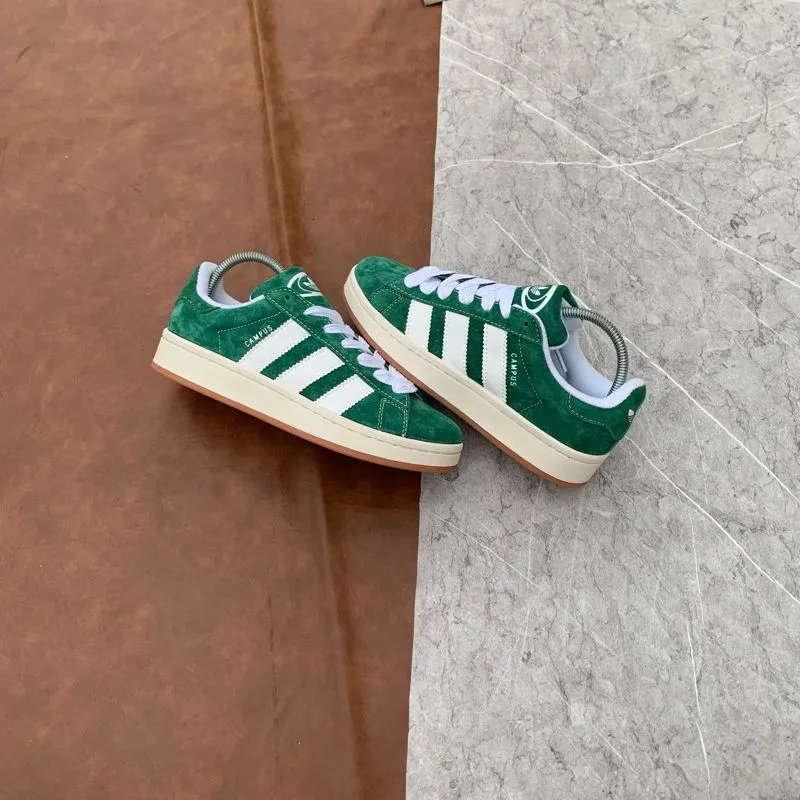 Adidas Streetwear Sneakers Pria white green photo 1