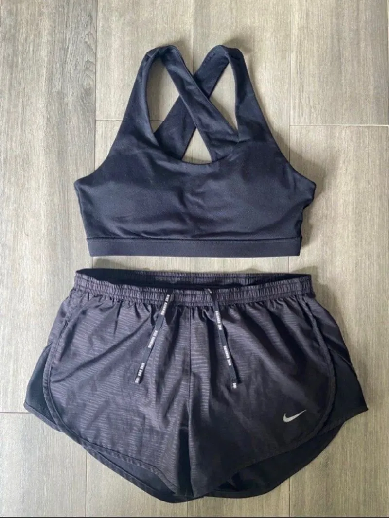 Cotton On Sportswear Bralette Wanita black photo 1