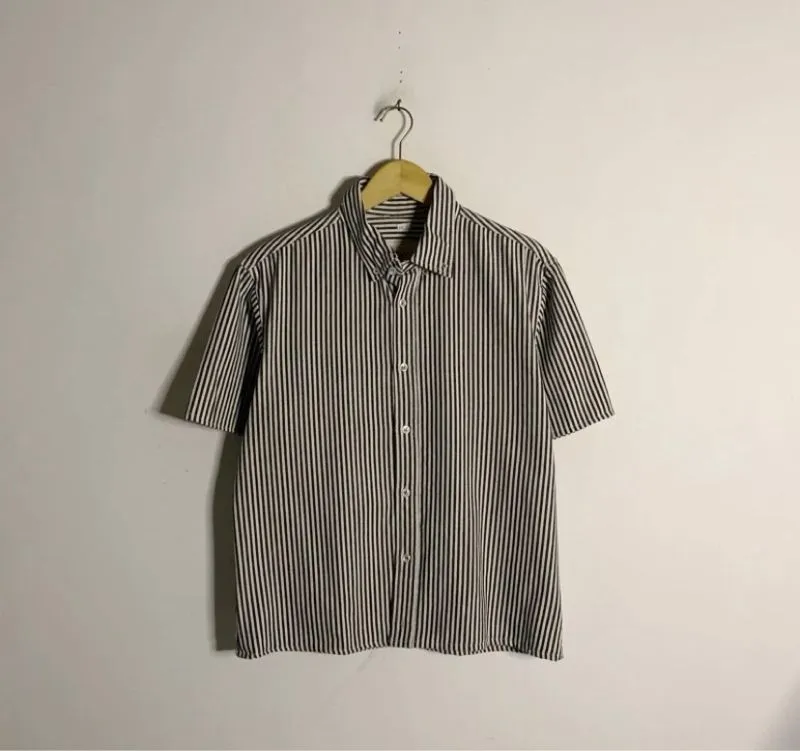 Minimalist Casual Formal shirt Pria white black photo 1