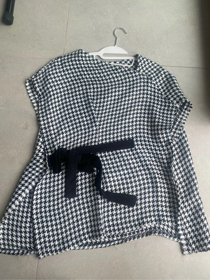 Casual Blouse Wanita white black photo 1