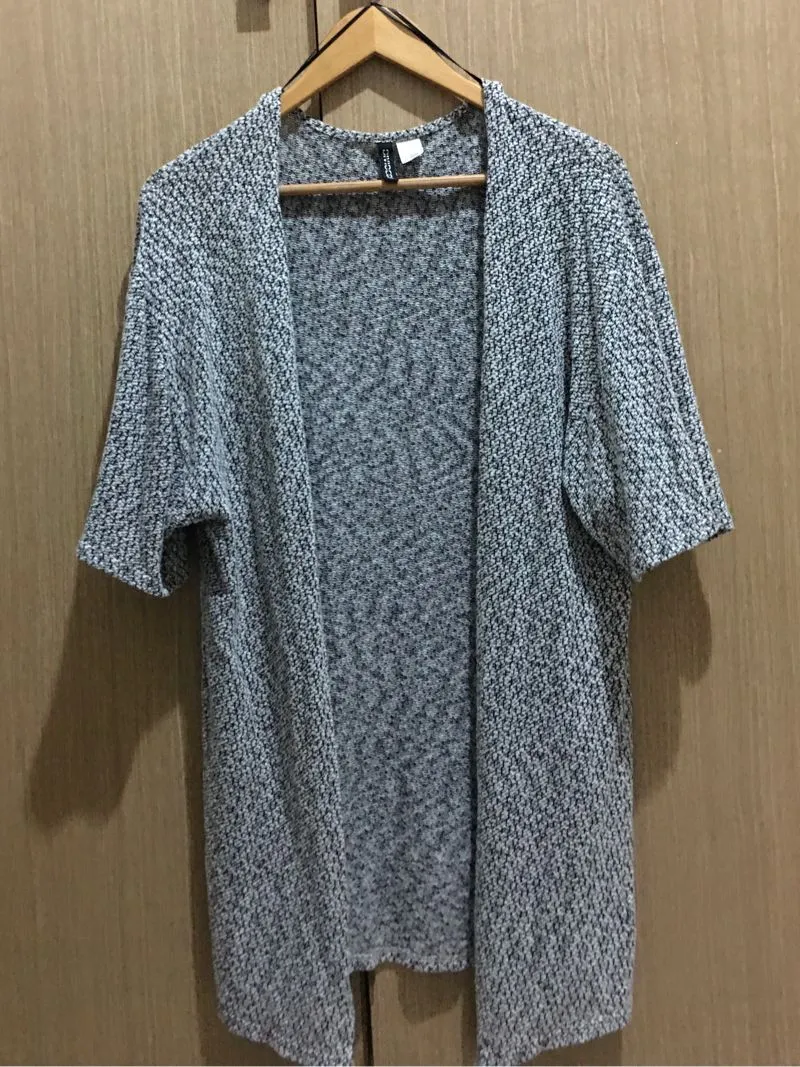 H&M Vintage Minimalist Cardigan Wanita gray photo 1