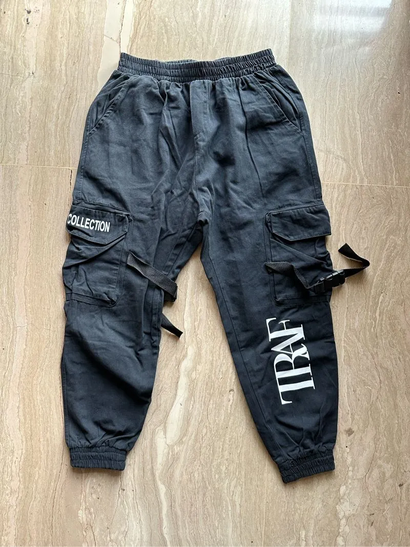 ZARA Grunge Skater Wanita white black photo 1
