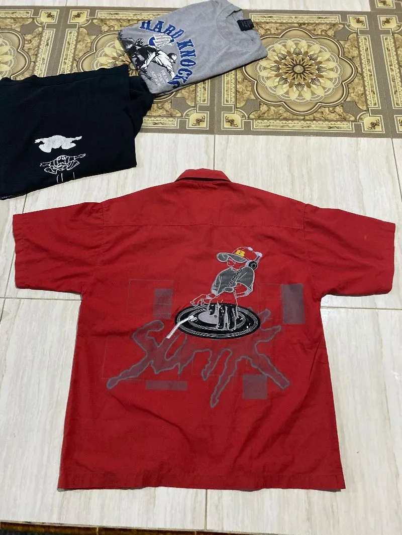School Of Hard Knocks Y2K Indie Polo shirt Pria red photo 1