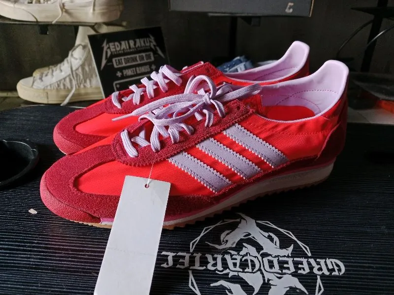 Adidas Streetwear Casual Casual shoe Pria red orange photo 1
