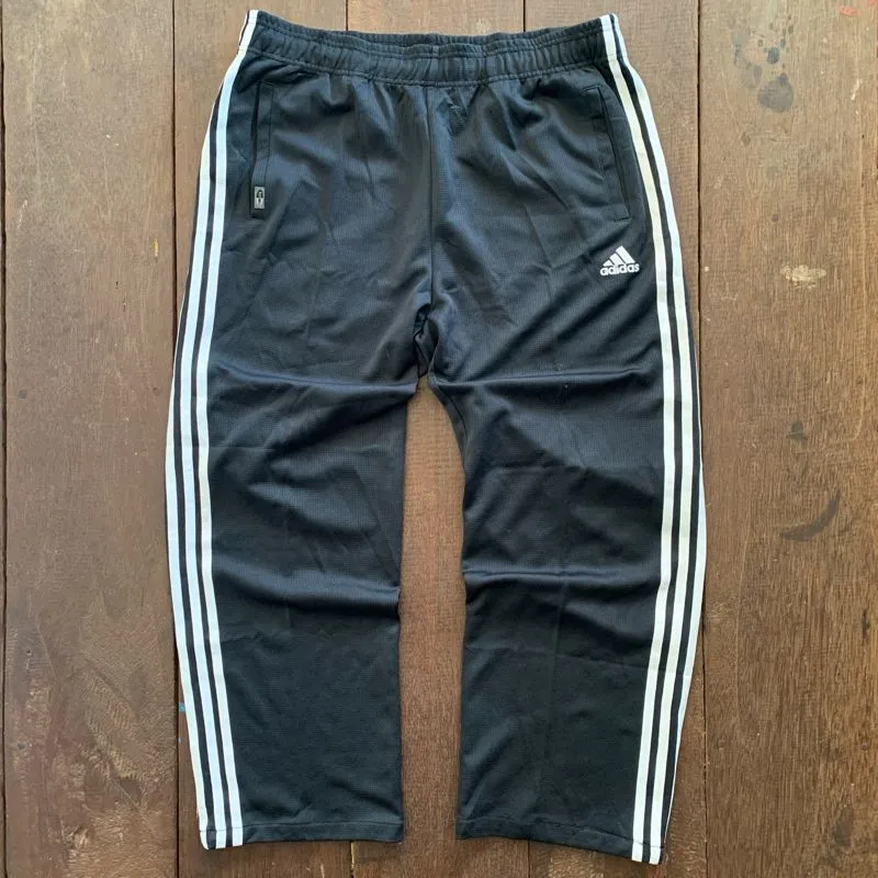 Adidas Y2K Sportswear Tracksuit Pria black photo 1