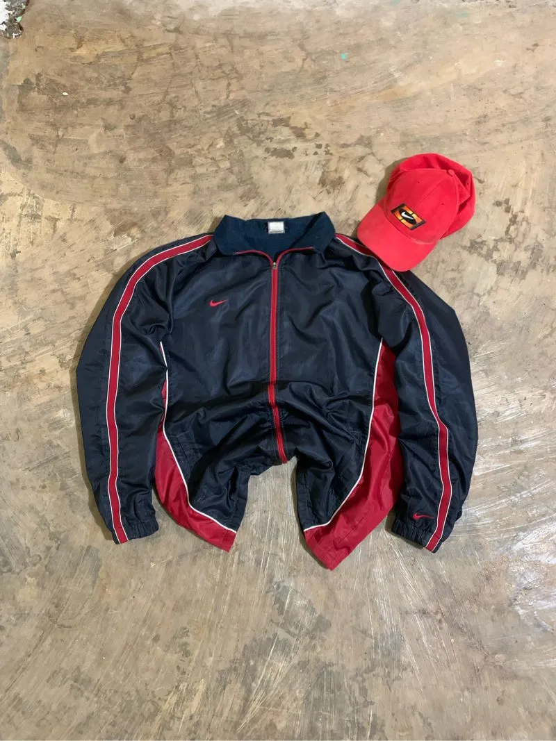 Nike Y2K Casual Track jacket Pria red black photo 1