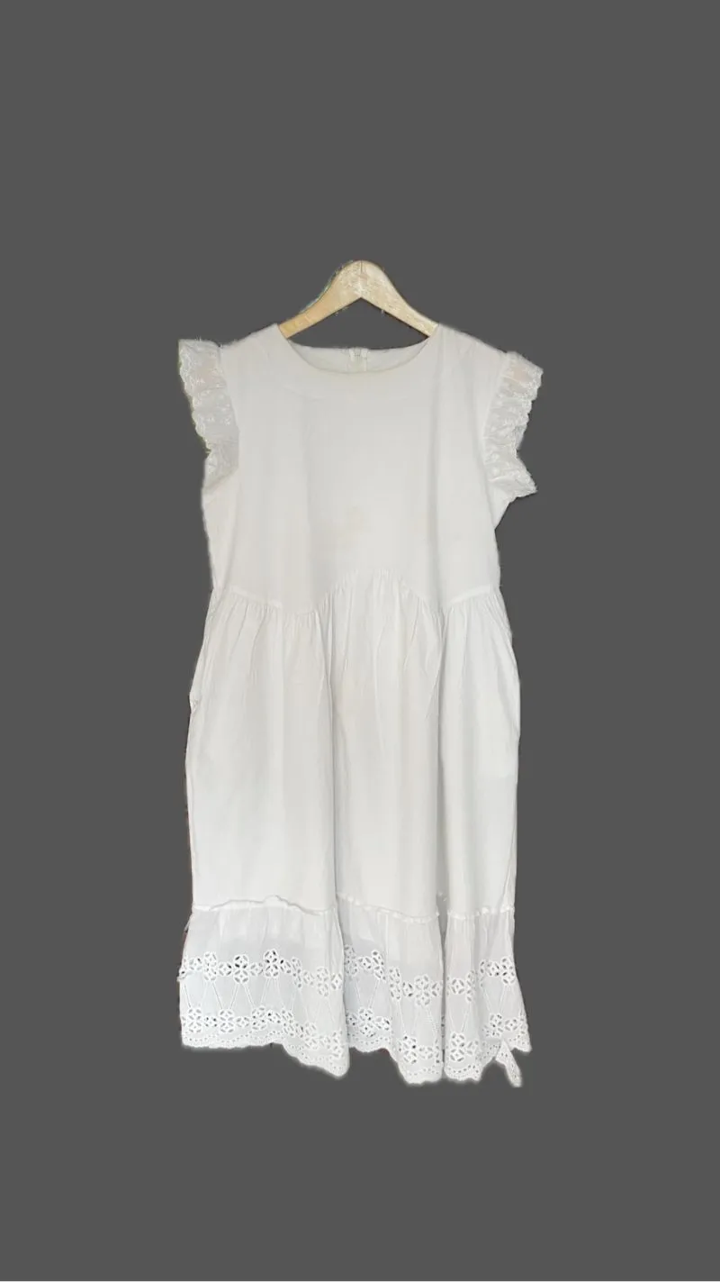 Coquette Casual Casual dress Wanita white photo 1