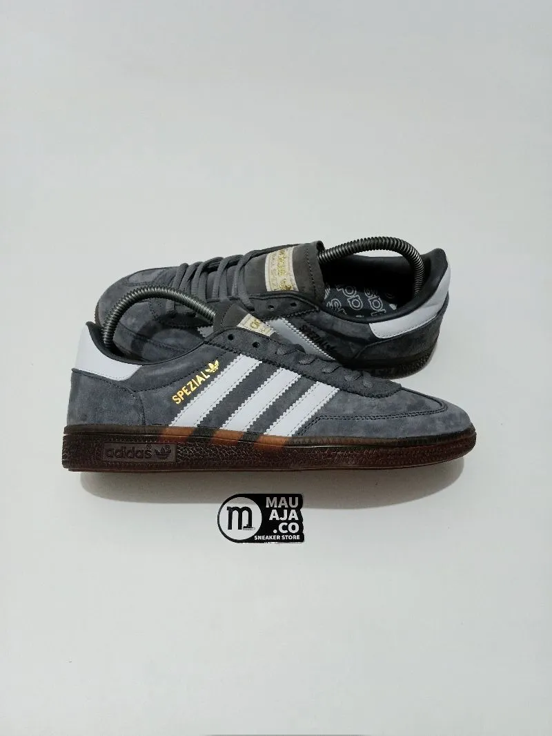 Adidas Streetwear Casual Sneakers Wanita gray photo 1