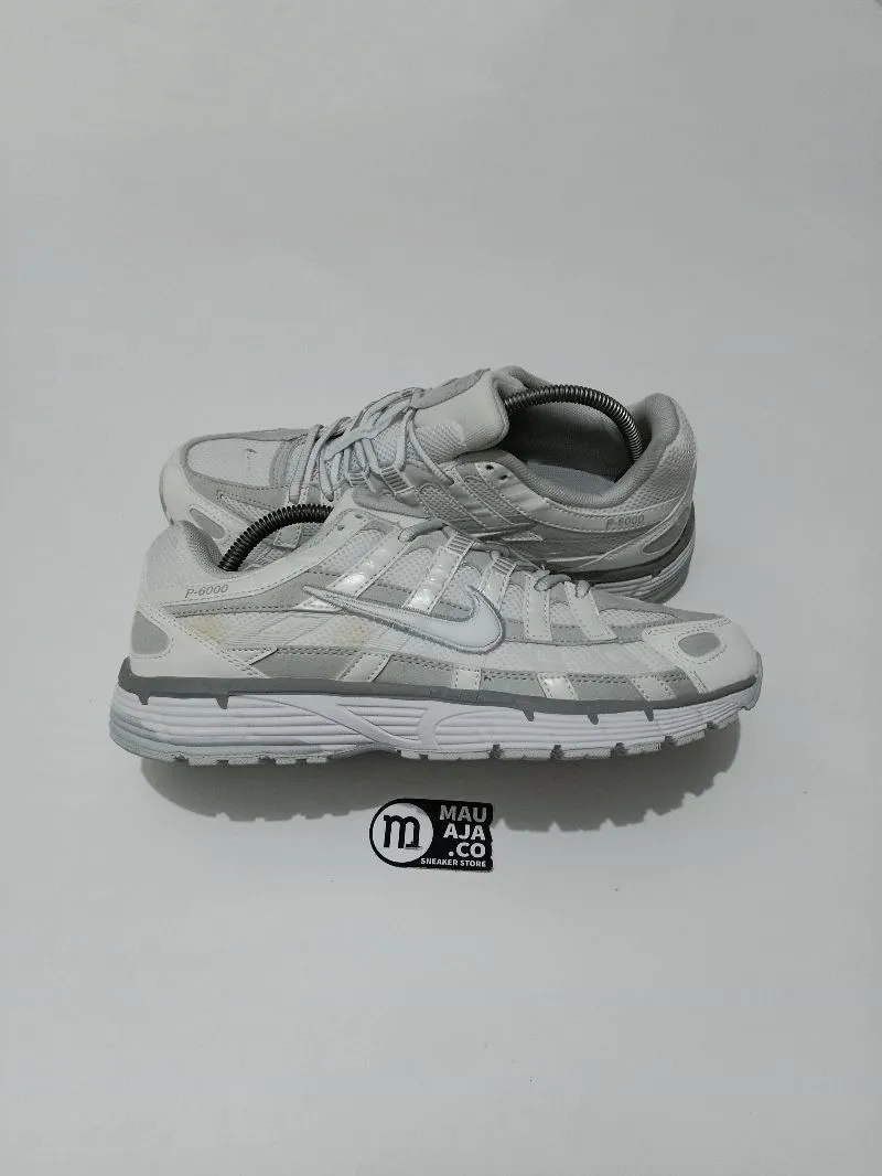 Nike Sportswear Casual Sneakers Pria white photo 1