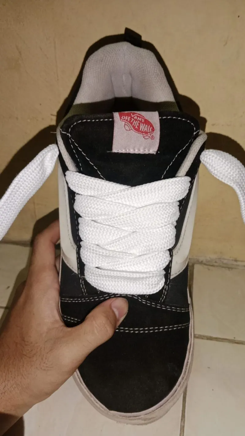 VANS Casual Sneakers Pria white black photo 1