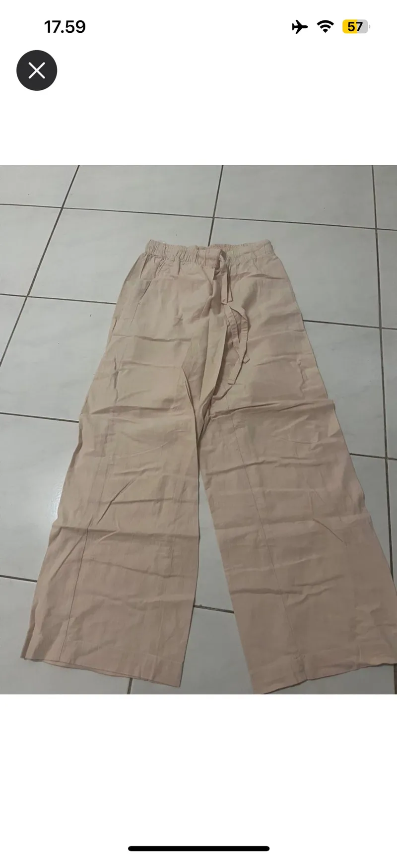 Uniqlo Casual Casual trouser Wanita cream photo 1