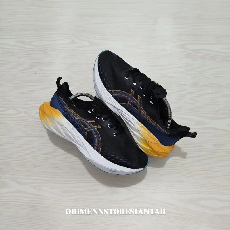 Asics Sportswear Sneakers Pria black photo 1