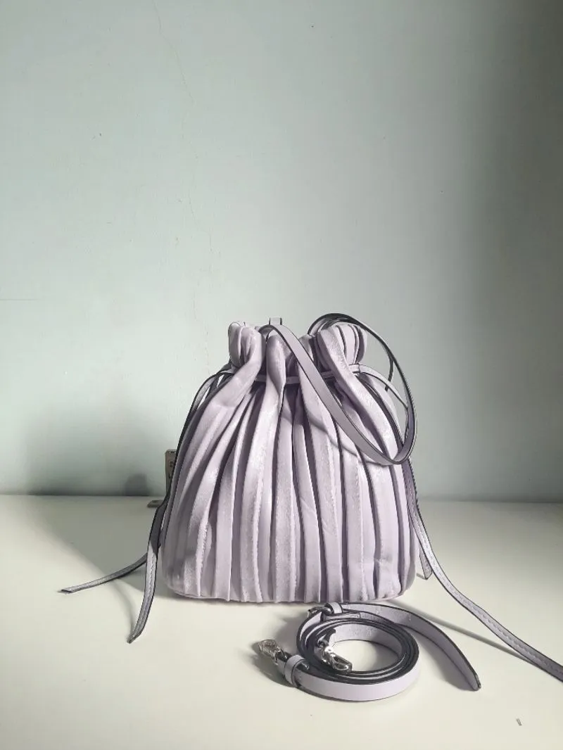 ZARA Minimalist Bucket bag Wanita purple photo 1