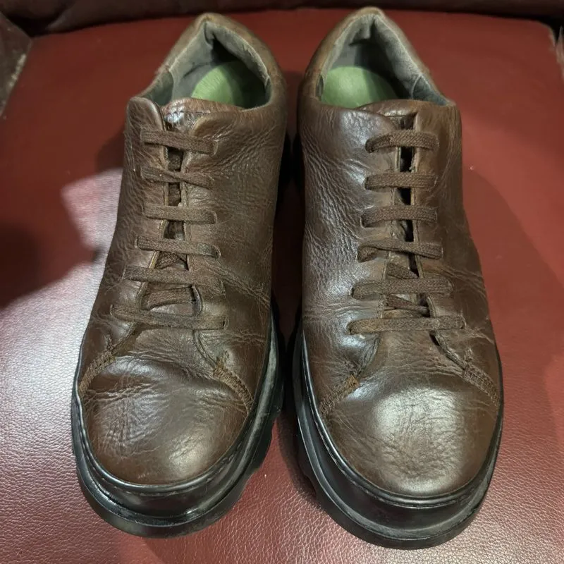 Camper brutus oxford photo 1