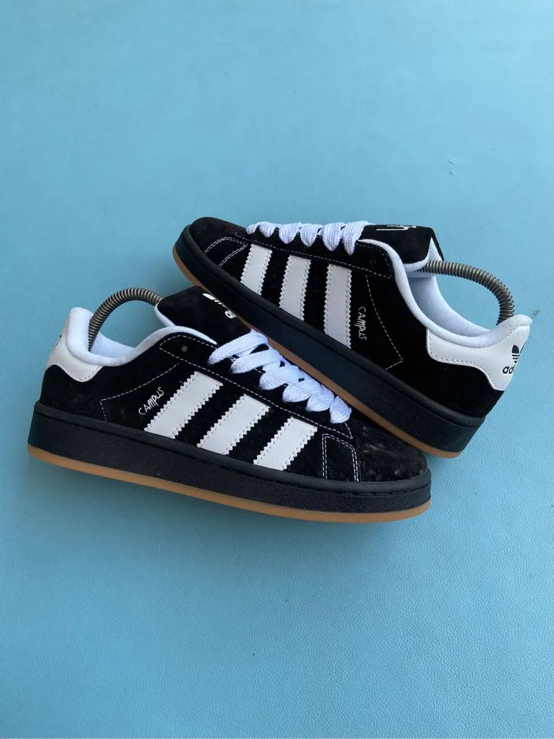 Adidas Casual Sneakers Pria white black photo 1