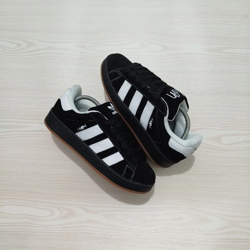 Adidas Casual Sneakers Pria white black photo 1