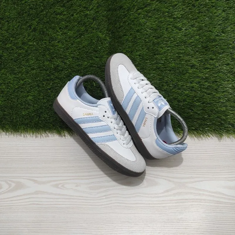 Adidas Casual Sneakers Pria white blue photo 1