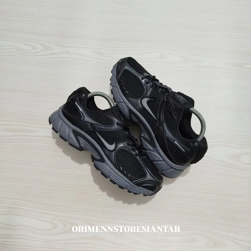 Nike Sportswear Casual Sneakers Pria black photo 1