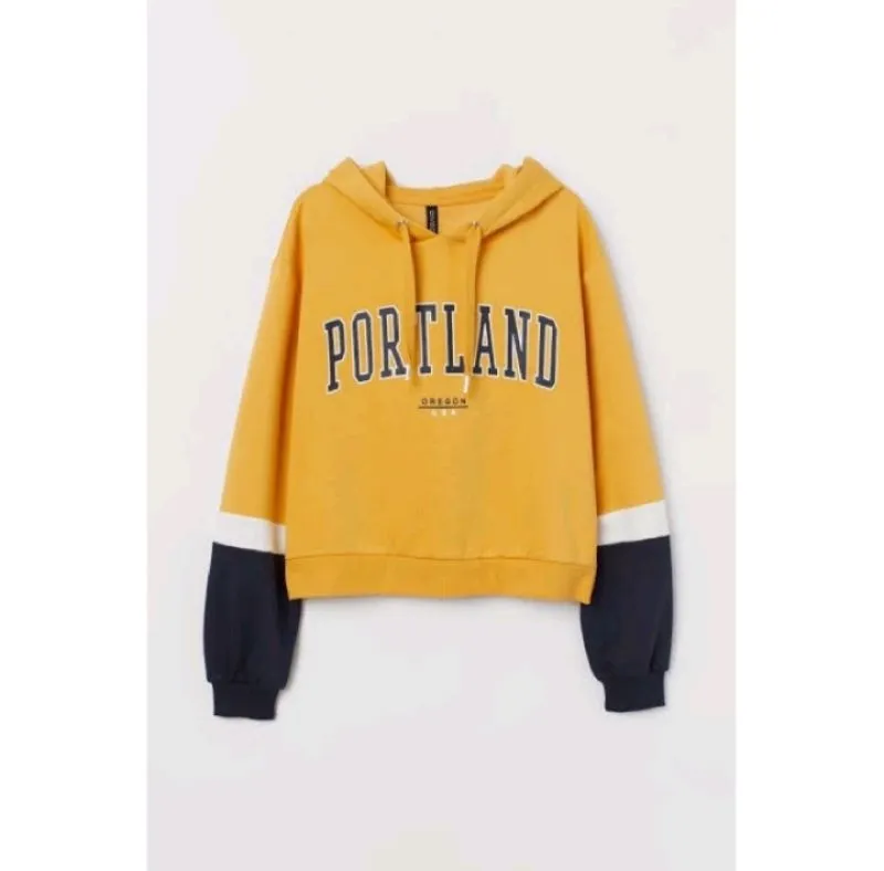 H&M Streetwear Capes & poncho Wanita yellow photo 1