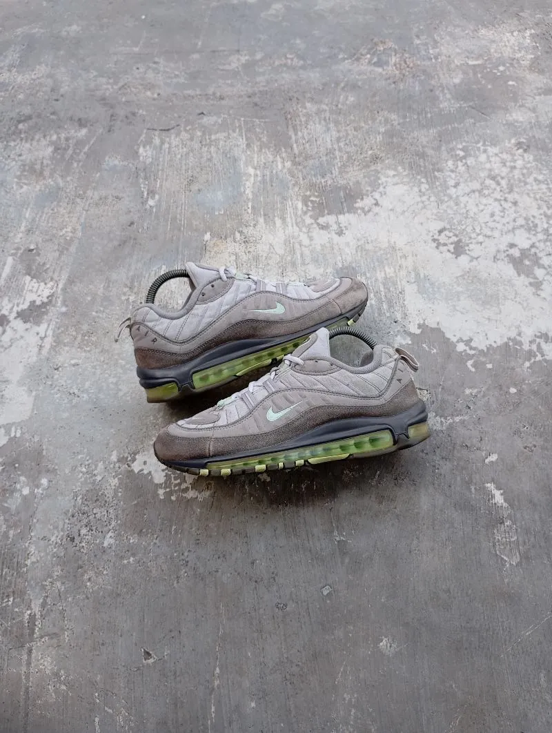 Nike Casual Sneakers Pria gray photo 1