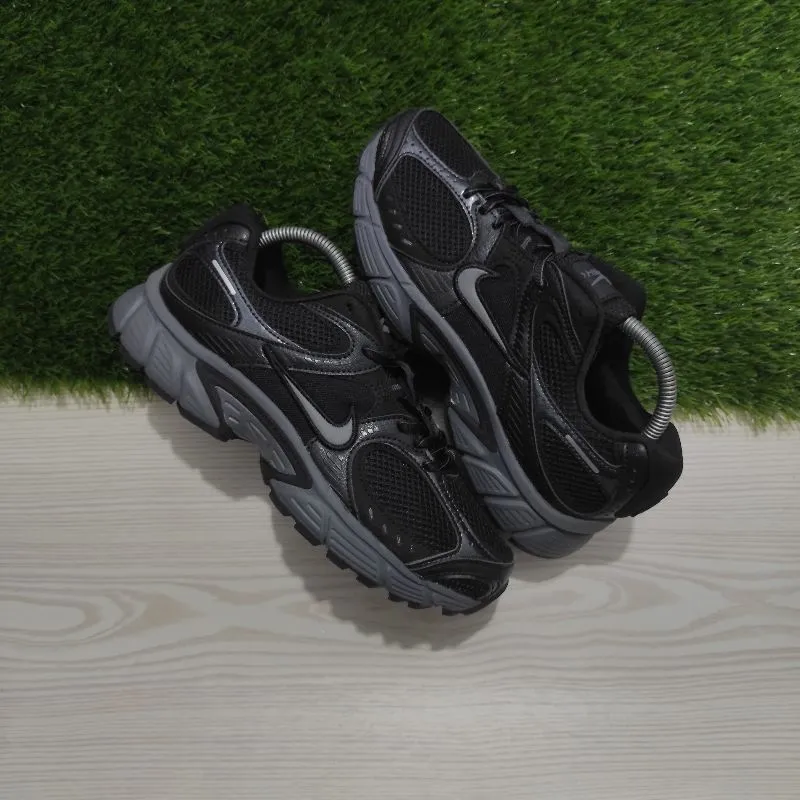 Nike Sportswear Casual Sneakers Pria black photo 1