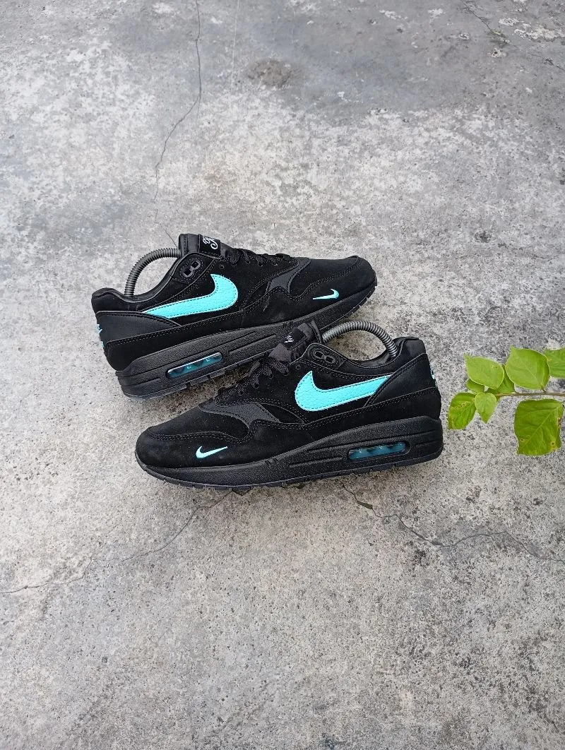 Nike Casual Sneakers Pria black blue photo 1
