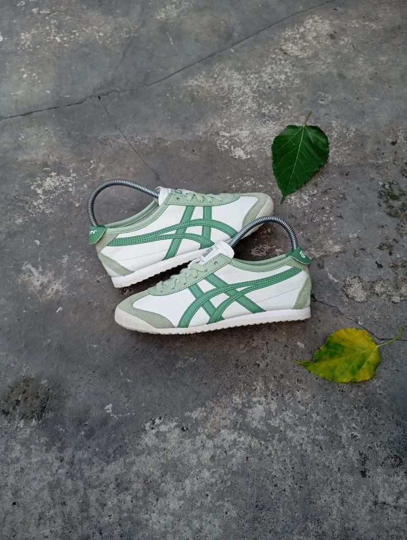 Onitsuka Tiger Casual Sneakers Wanita green tan photo 1