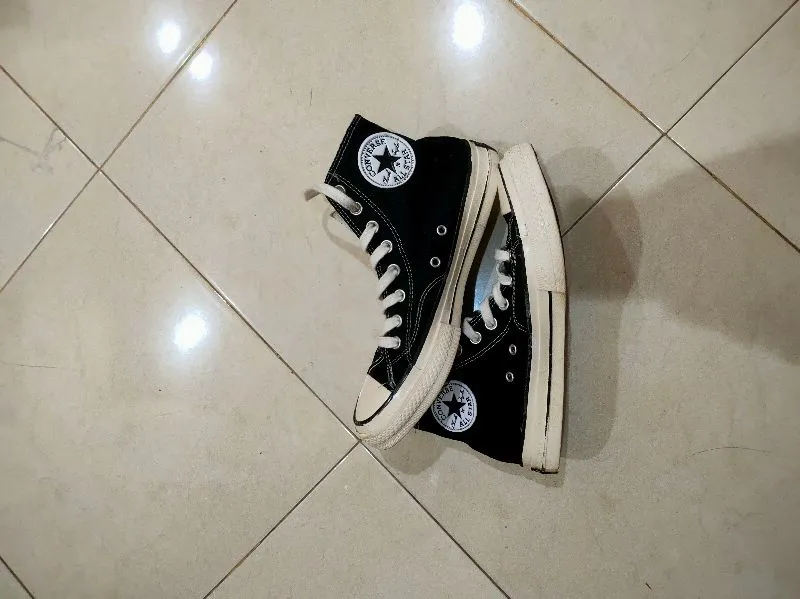 Converse Minimalist Sneakers Pria white black photo 1