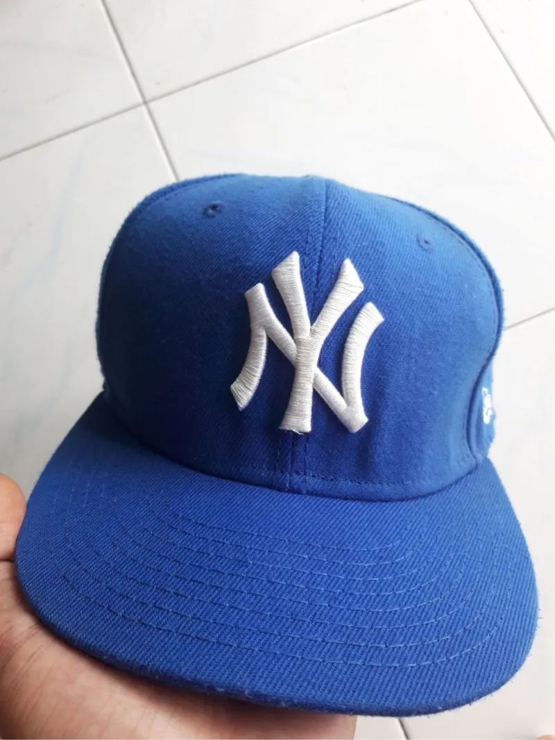 New Era Streetwear Hat Pria blue photo 1