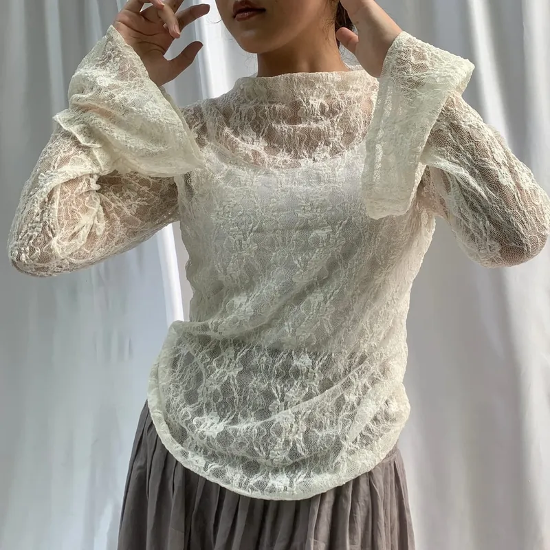 Coquette Shirt Wanita cream photo 1