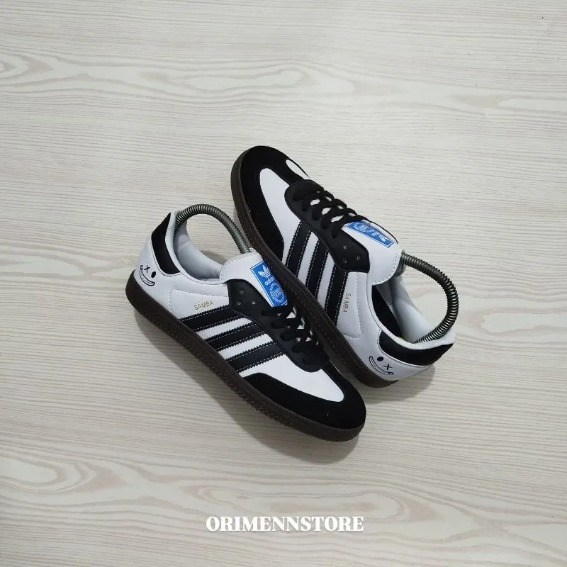 Adidas Casual Sneakers Wanita white black photo 1