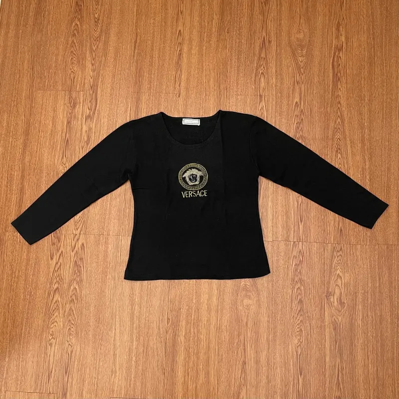 Versace Luxury Minimalist T-shirt Wanita black photo 1