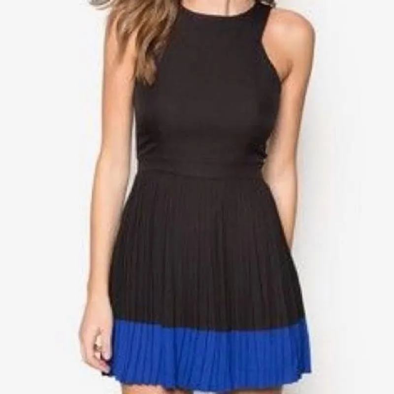 Minimalist Casual Wanita multicolor photo 1