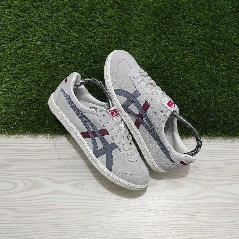 Onitsuka Tiger Casual Sneakers Pria red gray photo 1