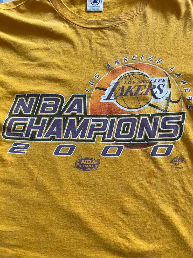 Vintage T-shirt Pria yellow photo 1
