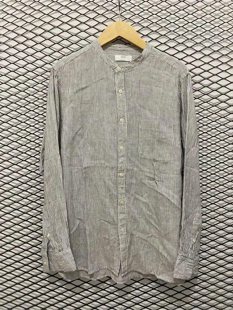 Uniqlo Biker Casual Casual shirt Pria white gray photo 1