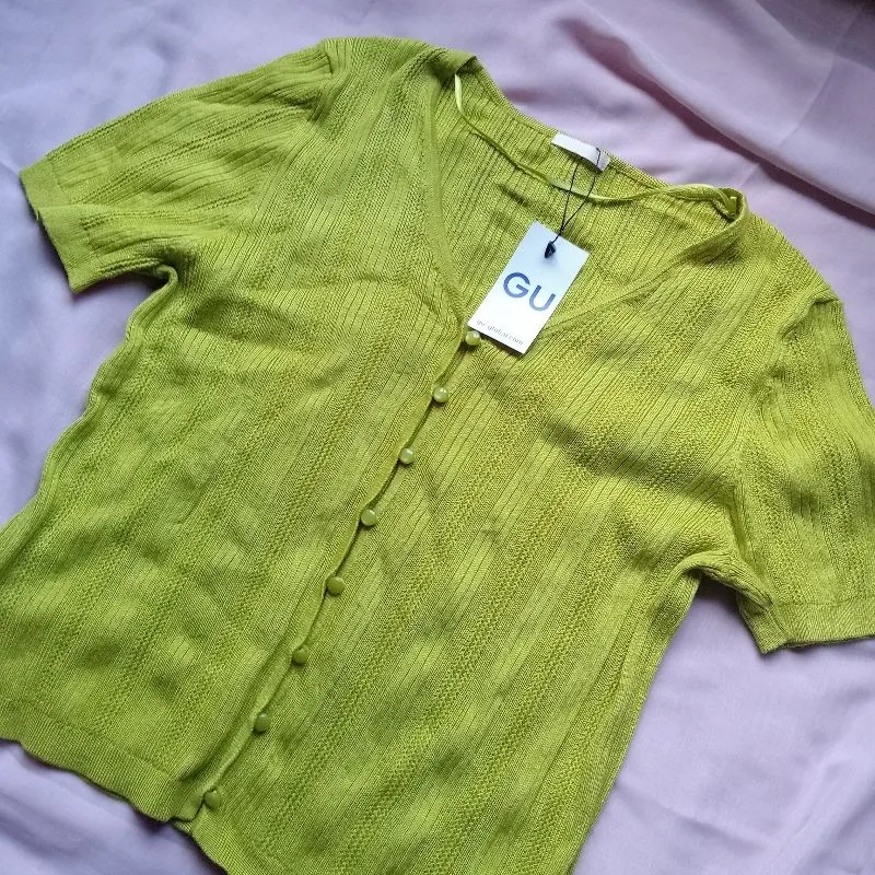 GU Minimalist Cardigan Wanita multicolor photo 1