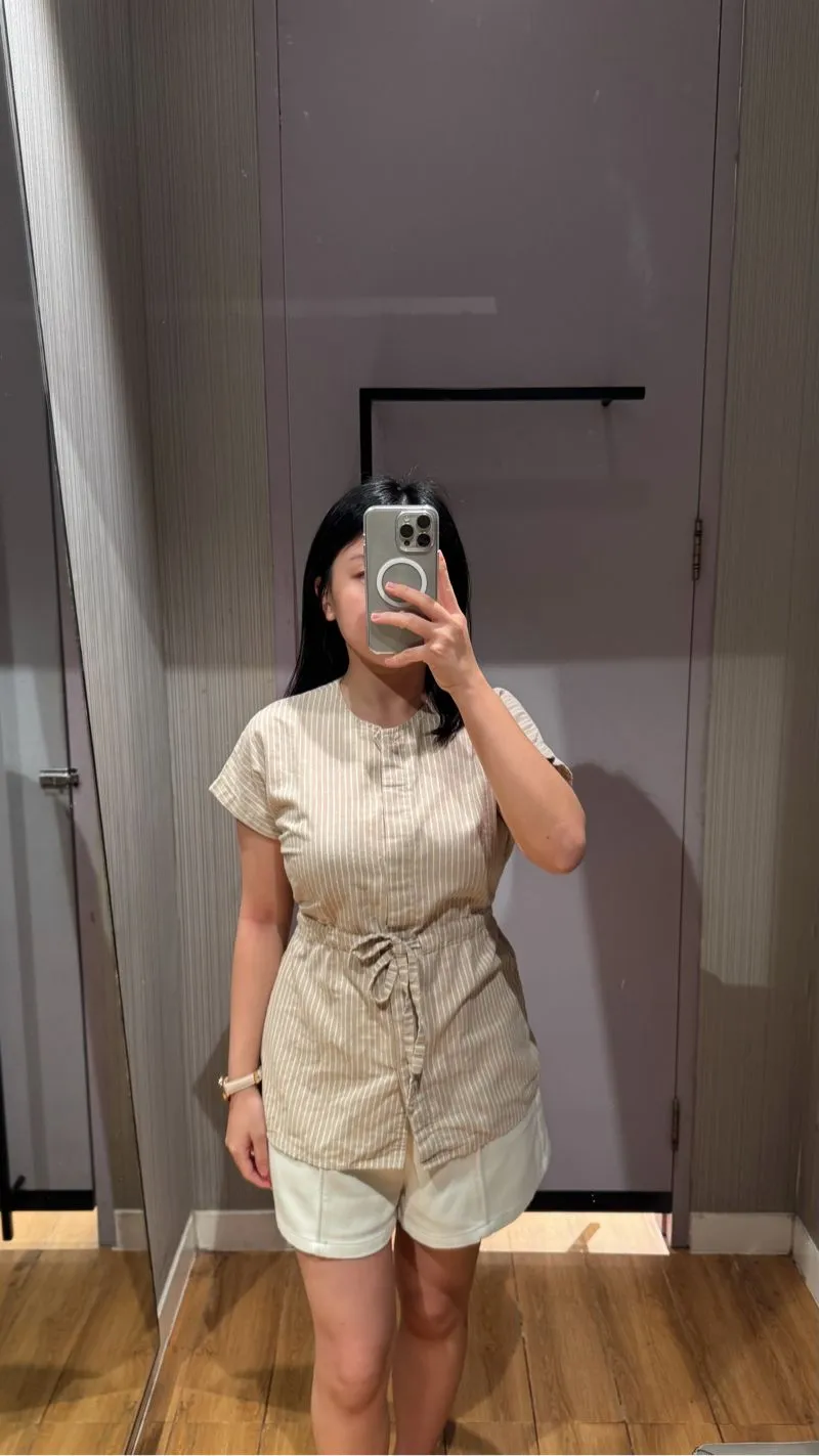 This is April Luxury Minimalist Shirt Wanita tan cream photo 1