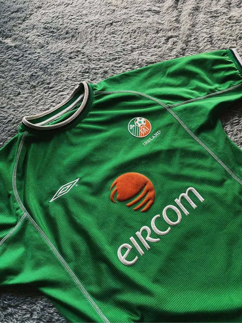 Umbro Vintage Streetwear Jersey Pria green photo 1