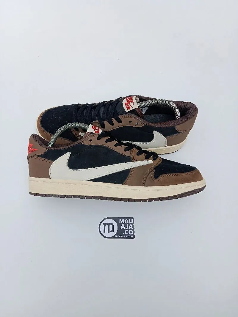 Nike Streetwear Casual Sneakers Wanita brown photo 1