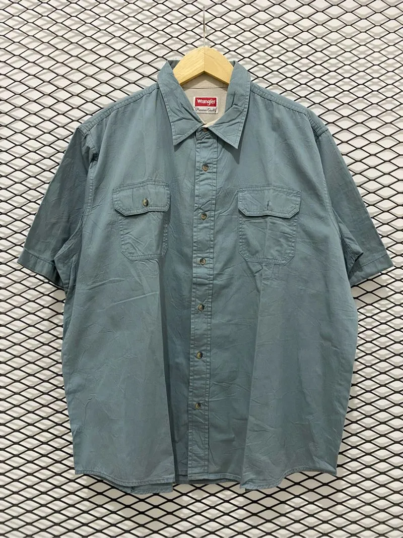 Wrangler Casual Casual shirt Pria green photo 1