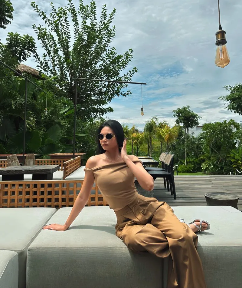 Casual T-shirt Wanita tan brown photo 1