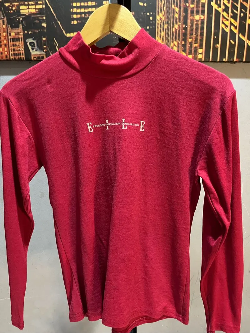 Casual T-shirt Wanita red photo 1