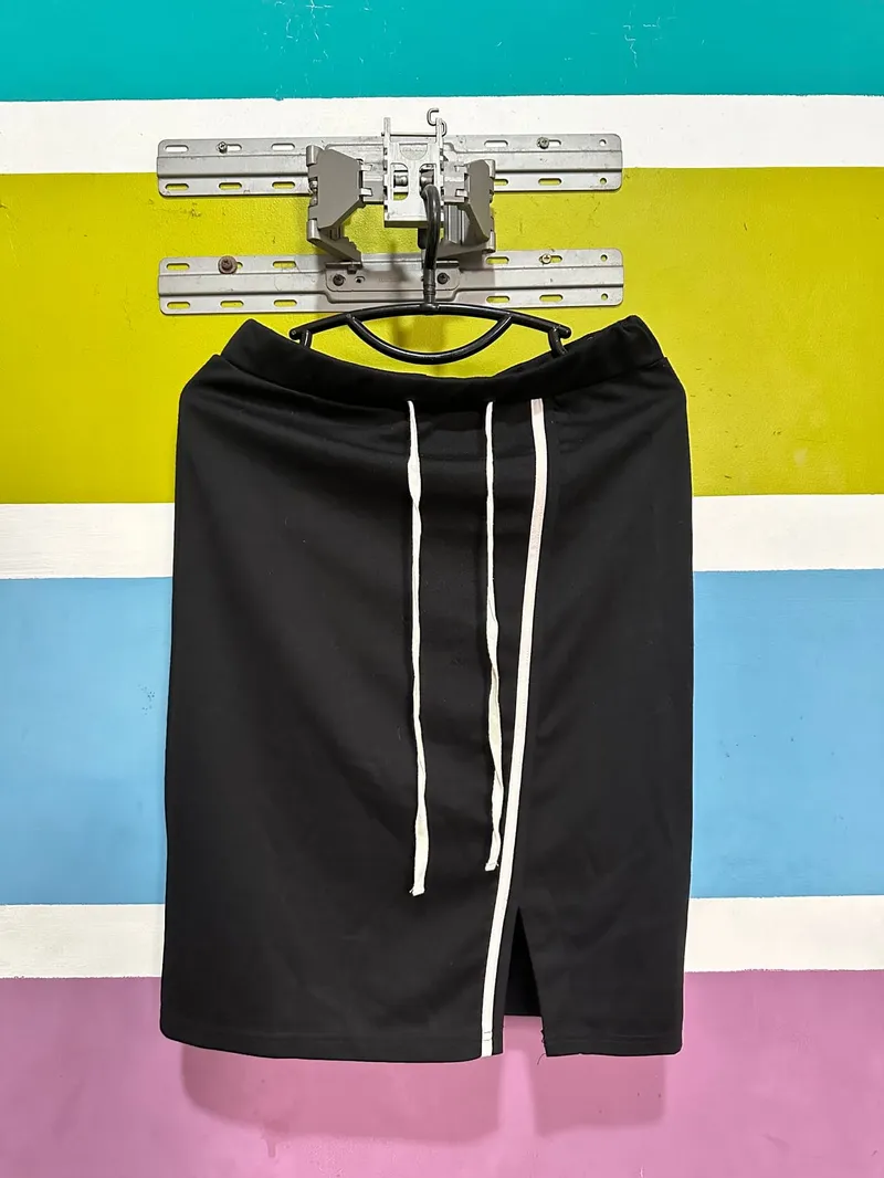 Gaudi Casual Skirt Wanita white black photo 1