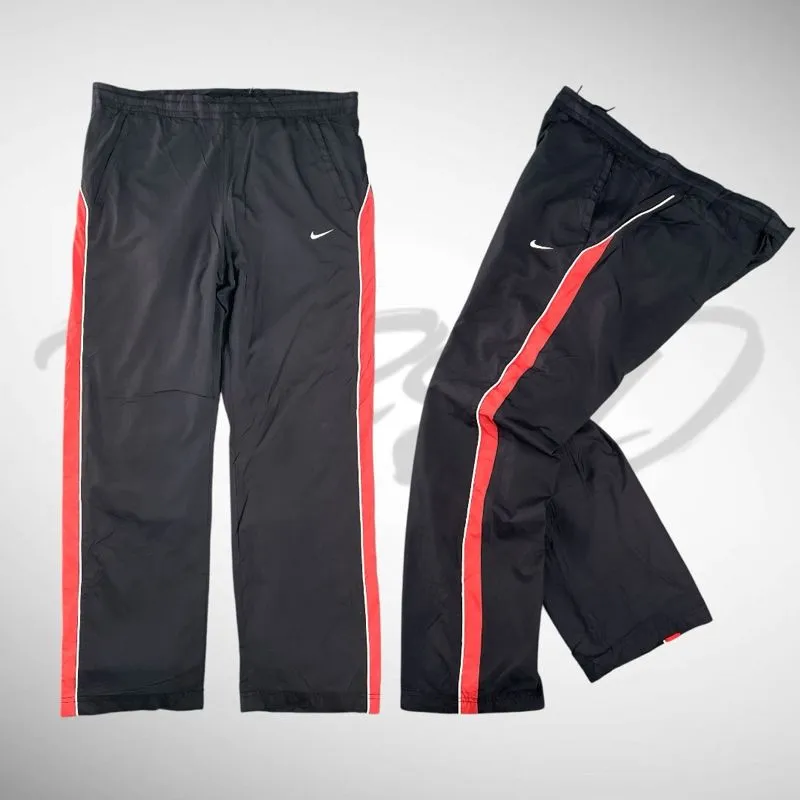 Nike Streetwear Sportswear Sweatpants & Joggers Pria red black photo 1