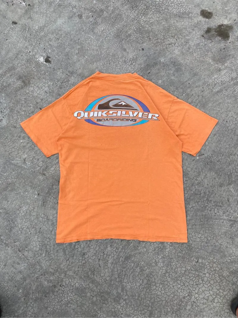 Quiksilver Vintage Streetwear T-shirt Pria orange photo 1