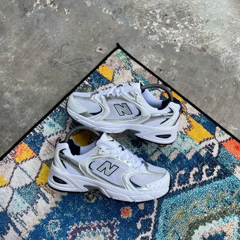 New Balance Indie Casual Sneakers Wanita white photo 1