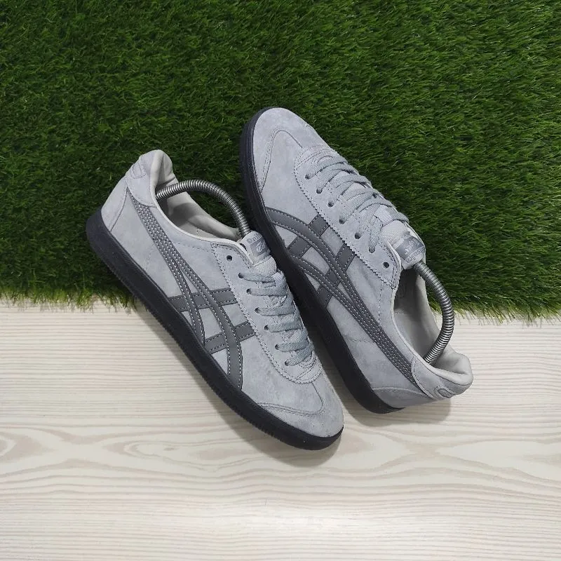 Onitsuka Tiger Casual Sneakers Pria gray photo 1