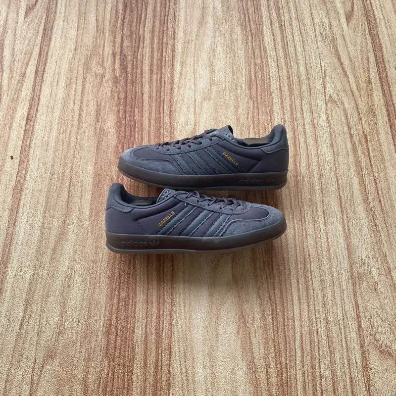 Adidas Casual Sneakers Pria black photo 1