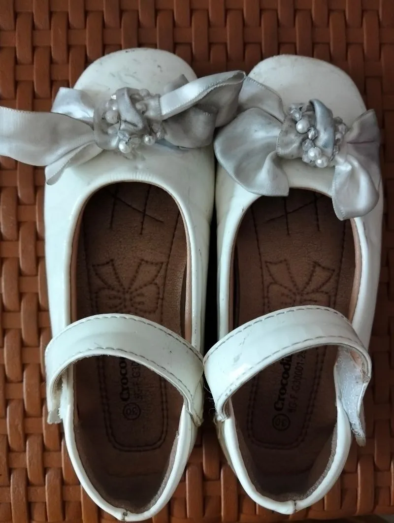 Crocodile Fairy Casual Sandals & slide Kids white photo 1